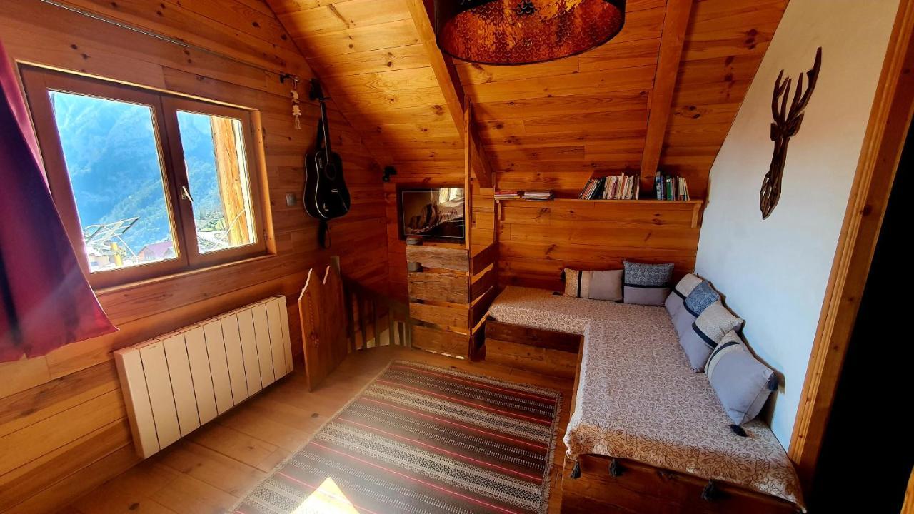 Chalet Les 3 Flocons Roure Exterior foto